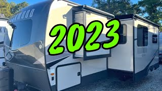 NEW 2023 FOREST RIVER ROCKWOOD ULTRA LITE 2606WS TRAVEL TRAILER Dodd RV WALKTHROUGH Rear Bath Solar [upl. by Lazos]