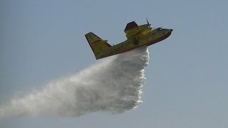 Carrara Air Show esibizione Canadair CL415 Protezione Civile 1962011 [upl. by Oidualc185]