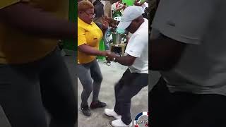 Bachateame mama 🤪 bachata bachateame bailar buenosdias [upl. by Rimhsak]