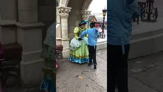 Meet and greet with Drizella amp Anastasia at Magic Kingdom Dec 2019 shorts disneyworld autism [upl. by Sager]