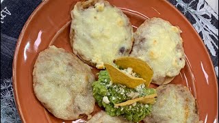 Prepara deliciosos sopes verdes gratinados  La Cocina  Sale el Sol [upl. by Alisia]