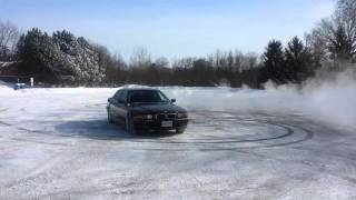 Bmw E38 740 IL Snow drift [upl. by Yelrac]