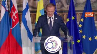 Tusk quotSono nato a Danzica costruita da europei e distrutta da Hitler e Stalinquot [upl. by Asylla]