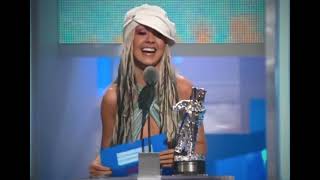 Christina Aguilera gives Eminem an award while they were in a feud August 2002 christinaaguilera [upl. by Anifled]