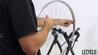 Tutoriel  changer un rayon vélo cassé [upl. by Philina206]