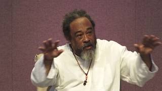 Mooji  Most people are trying to control their circumstances in life [upl. by Aratak]