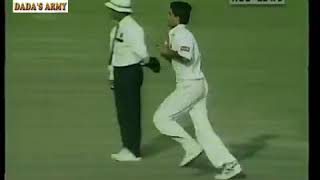 Sourav Gangulys MAGICAL BOWLING SPELL 3 28 Against Australia In 2nd Test 1998 At Eden Gardens [upl. by Aivuy180]