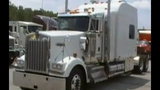 BIG DOUBLE CUSTOM SLEEPER TRUCK Kenworth W900L 38quotAeroCab merged 120quotBentz Custom Sleeper [upl. by Petronella]