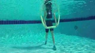 3 Exercices d Aquagym AVEC 1FRITE [upl. by Rhodie]