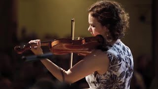 Hilary Hahn plays JSBach Violin Concerto No1 in a minor BWV1041Deutsche Kammerphil Bremen [upl. by Nikaniki748]