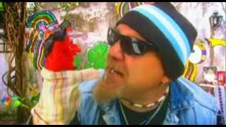 FLAVIO Y LA MANDINGA  Voy en llamas clip oficial CD quotCachivachequot 2004 [upl. by Emia]