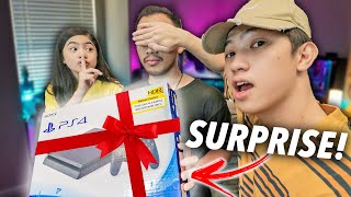 SURPRISING OUR VIDEO EDITOR WITH A PS4  Ranz and Niana [upl. by Guthry106]