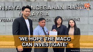 MCA Youth submits memorandum to MACC on Asia Mobiliti issue [upl. by Princess110]