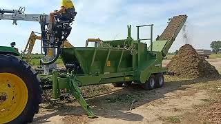 Pezzolato S10000G – Trituratore a martelli – Hammer Shredder – Powered by 160 Hp John Deere [upl. by Orlando]