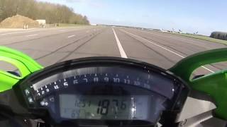 2016 Kawasaki ZX10R top speed run  Onboard  Motorcyclenewscom [upl. by Grantley]