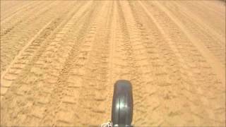 2000 KX500 VS 2009 KX450F Sand drag [upl. by Elyad21]