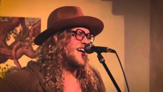 Allen Stone  quotCountry Roadquot Live  Castoro Cellars [upl. by Zulema]