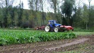 wwwtractorfototkMissotten Charly rooit bieten [upl. by Haleemak]