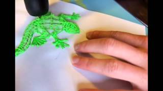 Stylo 3D  Dessin dun lézard phosphorescent [upl. by Atiuqad]