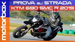 KTM 690 SMC R 2019  Torna il motard monocilindrico più potente al mondo [upl. by Aivat]