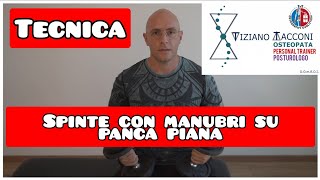 Spinte con manubri su panca piana  Tecnica [upl. by Bernardine]