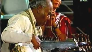 Legendary Sarode Maestro Ali Akbar Khan Live in Concert  Maligoura Sarod Solo [upl. by Gnuhc]