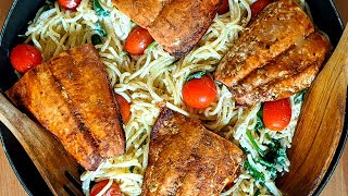 Pâtes Crémeuses au saumon et épinards🍝👌  Recette Facile et Rapide🔝 [upl. by Ossy]