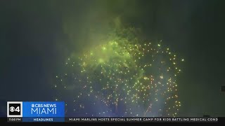 Hundreds gather at Bayfront Park to watch Fourth of July fireworks celebrate Independence Day [upl. by Qiratla189]