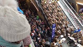 Guuggenmusig Noggeler Luzern  BahnhofGuuggete 13012018 [upl. by Bonns]