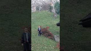 ANDREI fura pelerina Contelui Dracula de la Bran Castel😮😮😮 [upl. by Thorlie754]