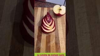 shorts Carving une pomme très jolie 🍎 Carving a very pretty apple [upl. by Bonnes]