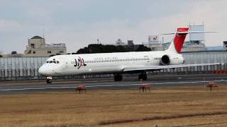 JAL MD90のエンジン音 IAE V2525D5 [upl. by Westbrook]