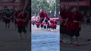 Shaolin Toad Fist Yanlu Martial Arts School Martial Arts Let martial arts change your life One m [upl. by Hamford]