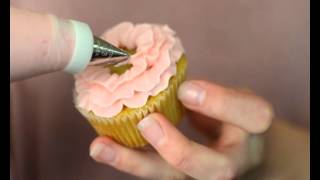 How to decorate cupcakes  Cup and cakes [upl. by Dorran637]