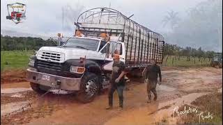 Guerreros haciendo patria en un país que tiene muchas vías en el olvido [upl. by Wesley]