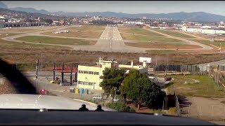 Aterrizaje en Aerop Sabadell por cabecera 31 Ojo edificio a 150 m de la pista [upl. by Aivato]