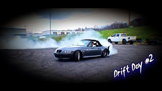 BMW Z3 DRIFTING  COPS CAME AND KICKED US OUT [upl. by Rehpotsihrc]