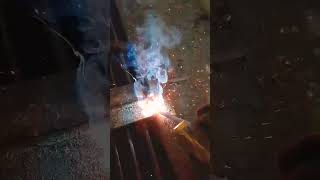 Which welding is the best horizontal or flat E6013 ytstudio shortvideo subscribe song [upl. by Ettenot]