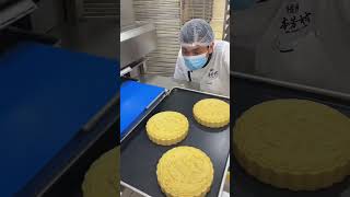 Moon Cake Factory Workers Just Go To Work And Play food mooncake streetfood delicious [upl. by Yeclehc]