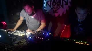 Lawrencium vs Neurocore Clip 2  Splatterkore Cyber Dungeon Berlin 140913 [upl. by Elane]