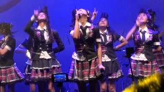 FANCAM JKT48 Team T  Iiwake Maybe at Sharp Matsuri 13122015 [upl. by Higgins]