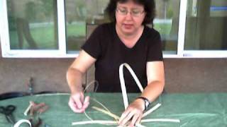 Basket Weaving Video 13Beginning the Berry BasketTwining the Base of a round basket [upl. by Nac749]