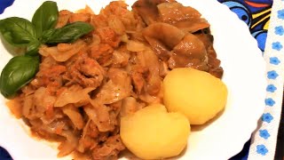 Бигус со свежей капустой и с мясом Тушенная капуста с мясом Бигос рецепт [upl. by Niarbo]