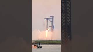 WOW Watch SpaceX Catch A Starship Booster In Air Biggest Successthis is the future [upl. by Schulman]