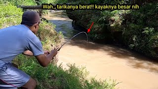 MANCING TAWES LIAR DI ARUS SUPER DERAS MENGGUNAKAN UMPAN TEMPE [upl. by Kitarp332]