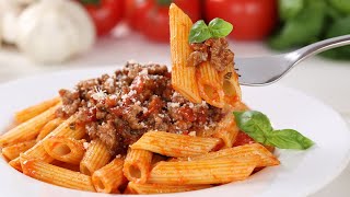 Penne ou Spaghetti à la bolognaise [upl. by Inavoy]