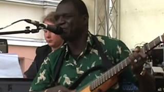 Beral Mbaikoubou du Tschad Auteur Compositeur en Concert à Berlin [upl. by Elleuqar]