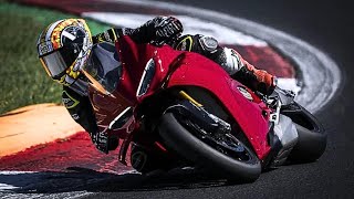 🔴2025 Ducati Panigale V4 Review  Part 1 [upl. by Ahrens]