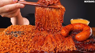 ASMR MUKBANG  Spicy Fire Noodles amp Enoki mushroom Sausage EATING 불닭 버섯 불닭볶음면 킬바사 소세지 소스 퐁당 먹방 [upl. by Hsekin]