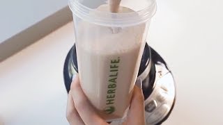 How to make an Herbalife Shake using Herbalife Formula 1 Chocolate Flavor  Herbalife Advice [upl. by Murat]